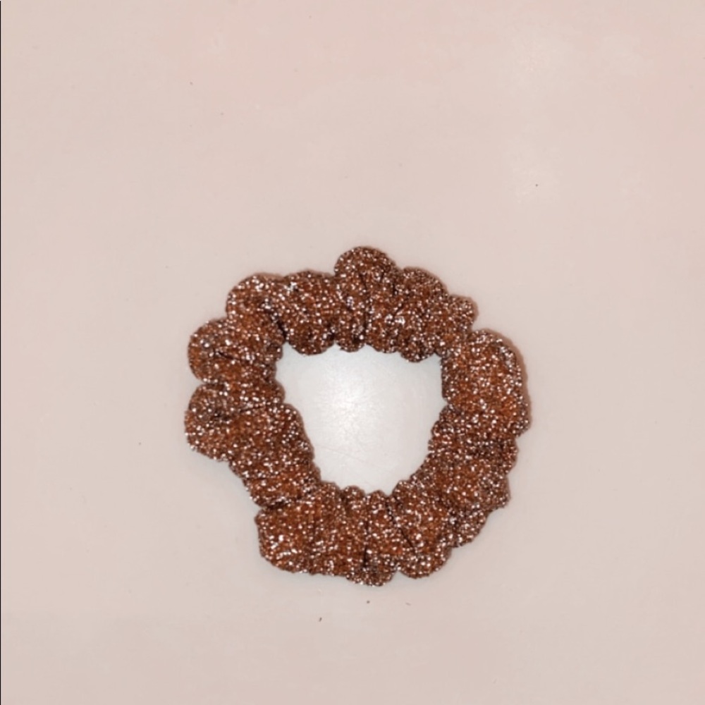 light pink/orange sparkle scrunchie